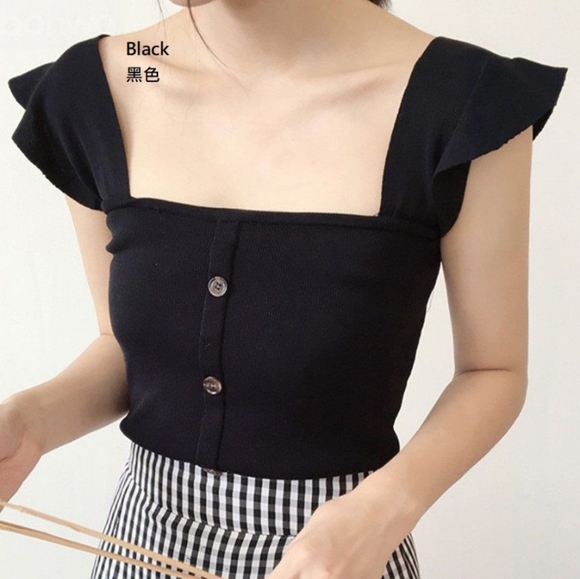 black top - Picture 1 of 4